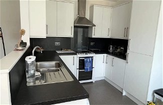 Photo 3 - Beautiful 2BD Flat With a Garden - East Brighton