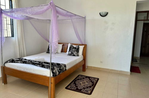Photo 2 - Impeccable 3-bed Apartment in Mombasa