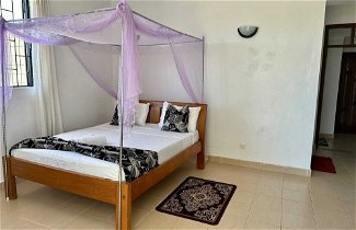 Photo 2 - Impeccable 3-bed Apartment in Mombasa
