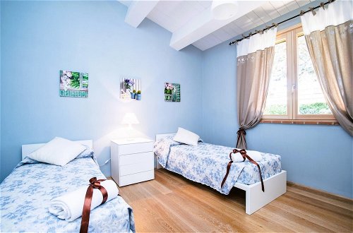 Photo 10 - Luxury 2 Rooms Apt Azure in Siena Resort