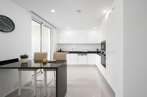 Foto 7 - New Cutting-edge Lagos Apartment by Ideal Homes