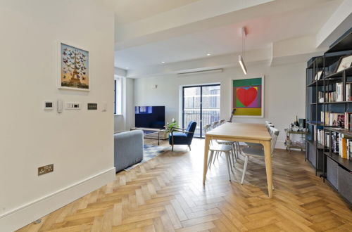 Photo 7 - Stylish 2 bed Flat Kings Cross