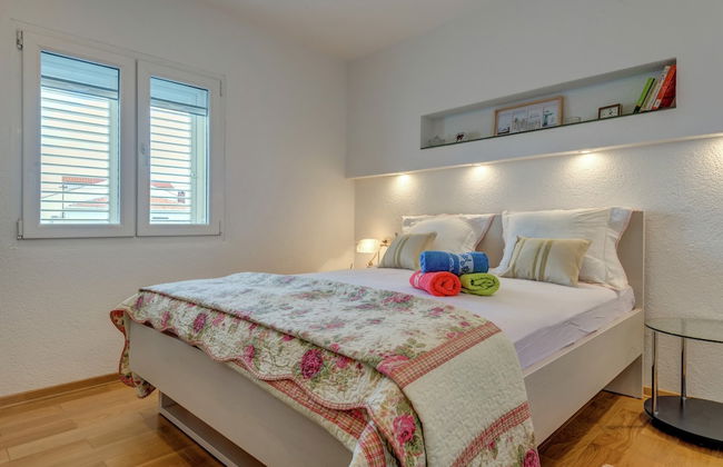 Apartment in Arbanija With Terrace - Foto 7