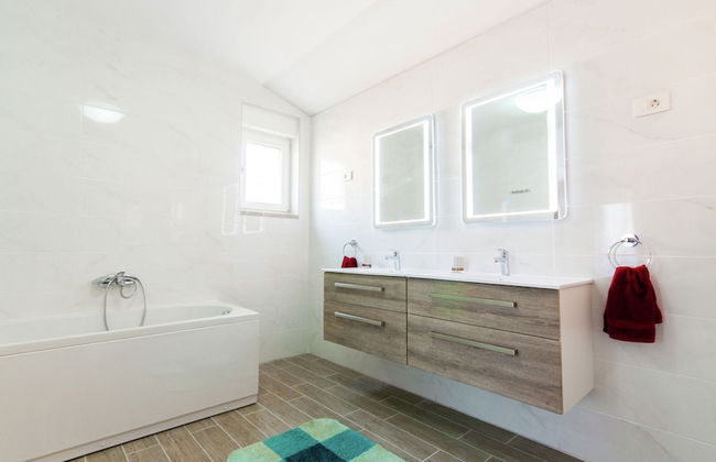Comfortable Villa in Pula With Private Swimming Pool, Near the Beach - Photo 22