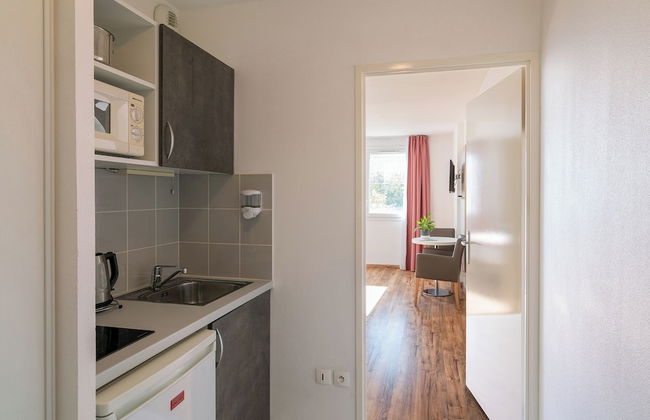 Séjours & Affaires Caen Le Clos Beaumois - Photo 13