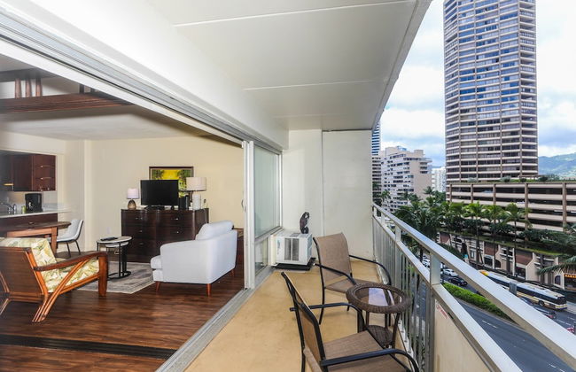 Ilikai Tower 1 Bedroom City View Condos with Private Lanai & Free Wifi! - Foto 45