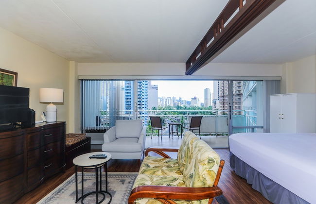 Ilikai Tower 1 Bedroom City View Condos with Private Lanai & Free Wifi! - Foto 1