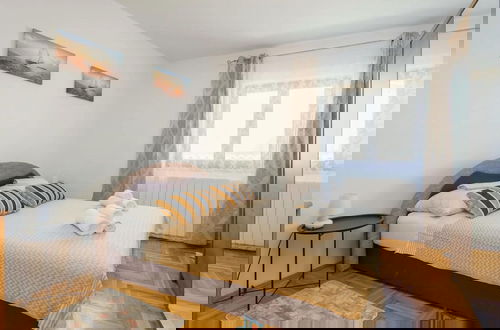 Foto 6 - Ena Pula Comfortable Holiday Residence
