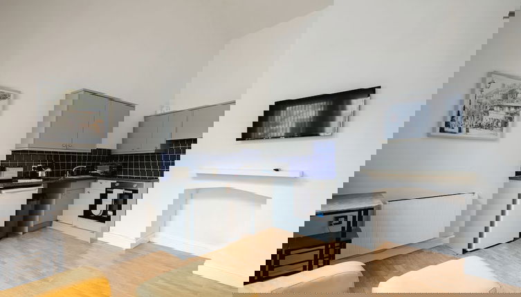 Photo 1 - Platform City Studio Apartment No.9