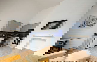 Foto 2 - Platform City Studio Apartment 9