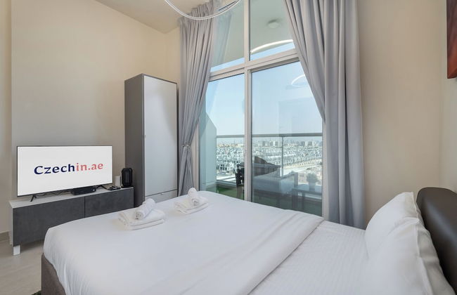 Cozy Studio Budget Friendly - Photo 6