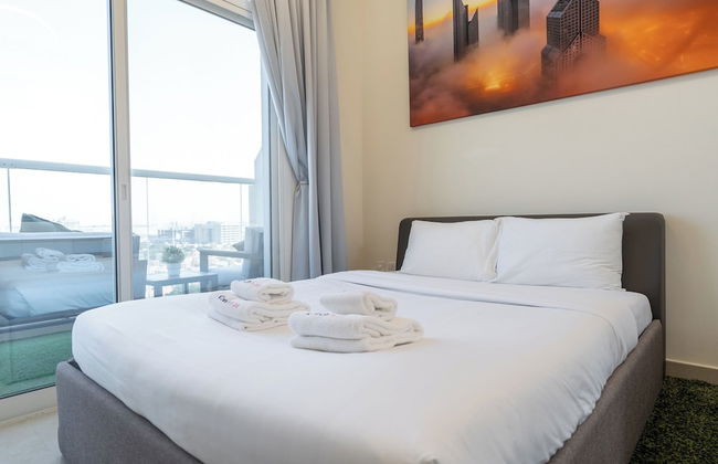 Cozy Studio Budget Friendly - Photo 10