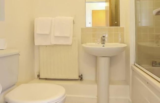 IFSC Townhouse Apartments - Photo 63