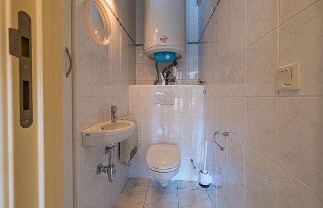 Apartment on the Third Floor - Photo 18