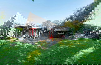Foto 1 - Elegant Villa With Garden