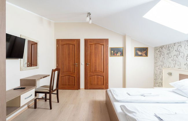 Faraway Aparthotel near Airport - Foto 35