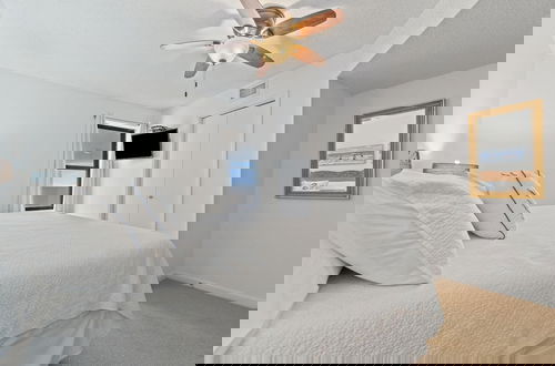 Foto 2 - Phoenix 7 907