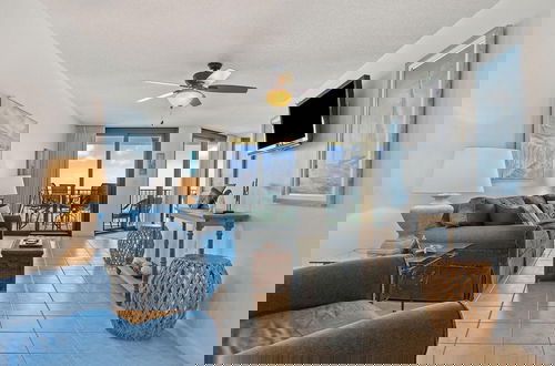 Foto 19 - Phoenix 7 907