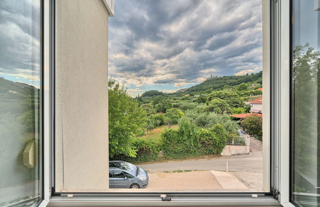A2- Luxury apt w big Balcony, 4 min Walk to Beach - Photo 27