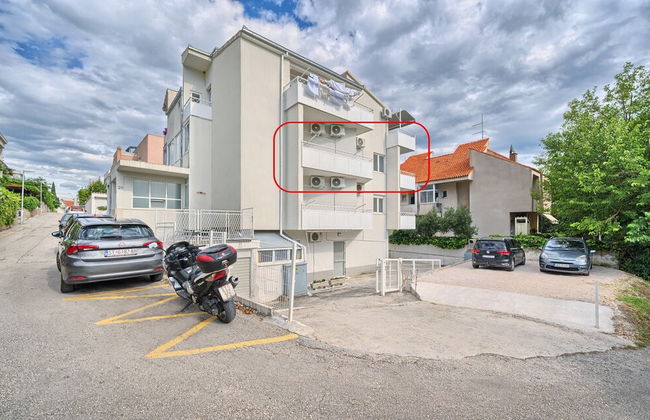 A2- Luxury apt w big Balcony, 4 min Walk to Beach - Photo 38