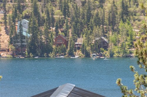 Foto 35 - Donner Lake Views HotTub Kayak Bikes