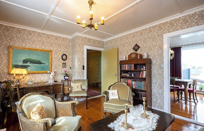 Downtown - Retro Decor - Stunning Views - Terrace - Photo 22