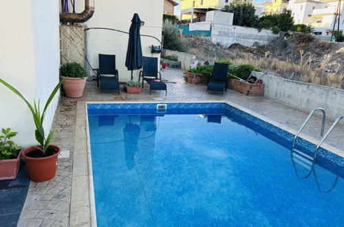 Foto 11 - Impeccable 3-bed Villa in Nicosia