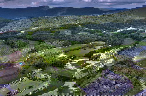 Photo 35 - Mountain Green Resort by Killington VR - Studios