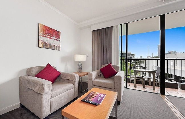 Cosmo Apartment Hotel - Photo 16