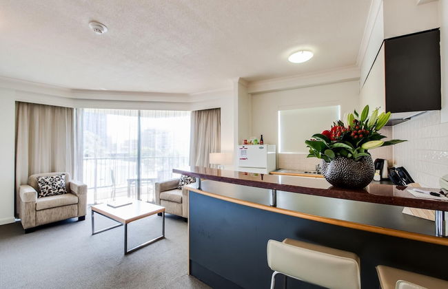 Cosmo Apartment Hotel - Photo 17