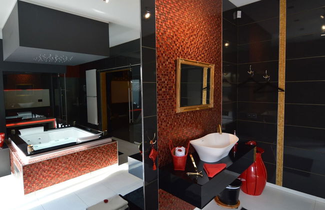 Deluxe Holiday Home in Welkenraedt with Hot Tub & Steam Shower - Foto 6