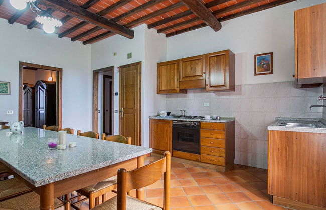 Spacious Tuscany Retreat - Foto 14