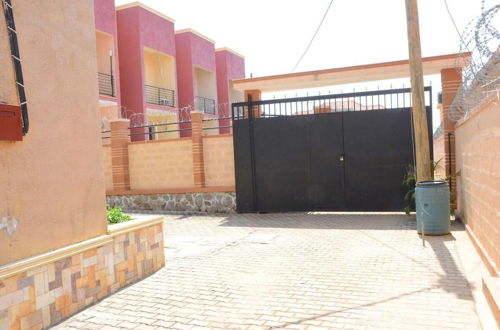 Photo 31 - City Oasis - 2 Bedroom Apartment in Kampala