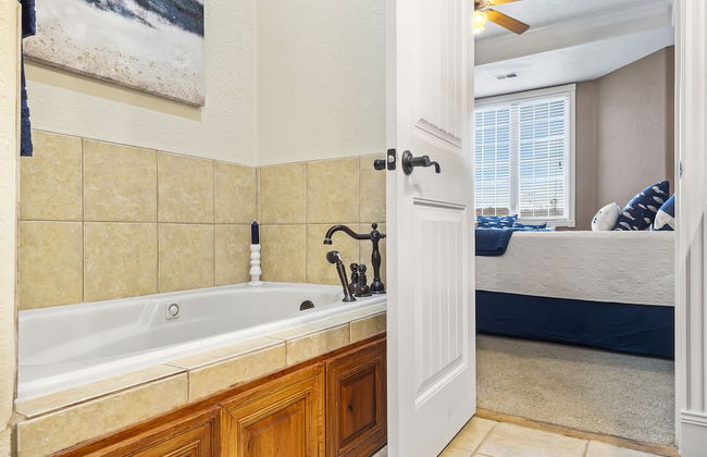 Cliffside Lake Retreat - 2 Bdr, Walk to Table Rock - Foto 21