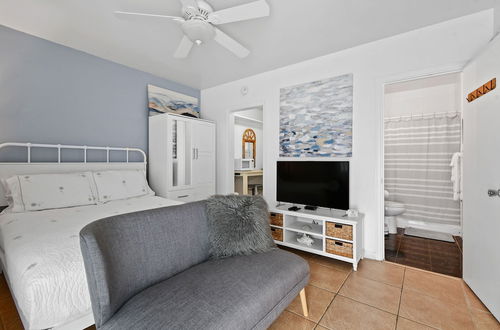 Photo 10 - Sunshine Shores Boutique Apartments