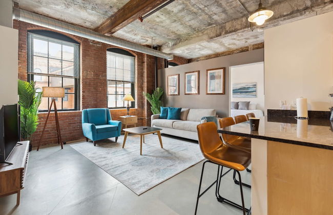 Historic Loft Retreat With Pool - Foto 73
