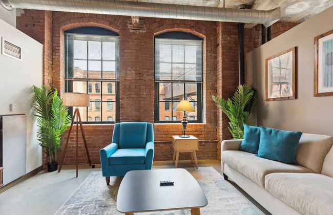 Historic Loft Retreat With Pool - Foto 71