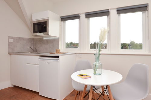 Photo 24 - Golders Green Serviced Apartments by Concept Apartments