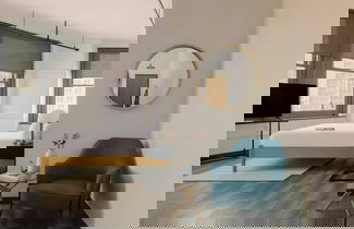 Foto 8 - Sonder by Marriott Bonvoy Gabriel Richard Apartments Downtown