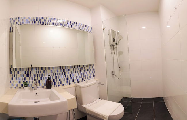 HighPark Suites by GL Play - Photo 36
