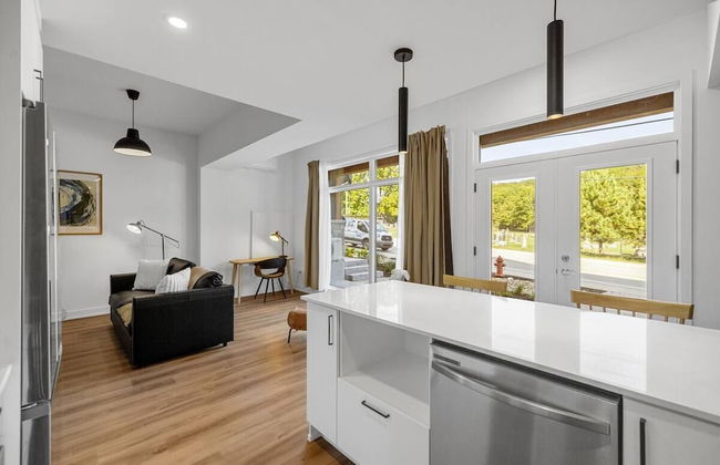 Chelsea Suites - Photo 28