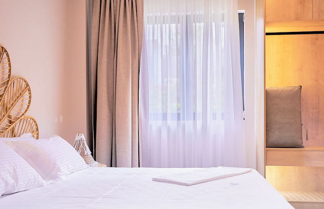 AZAR LUXURY SUITES - Photo 4