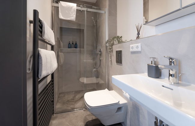Urban Design Suites - Photo 38