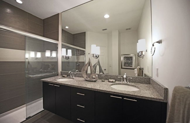 Beautiful 3-bed 10 Minutes From Disney-17440 Serenity Resort 3 Bedroom Townhouse by RedAwning - Foto 17