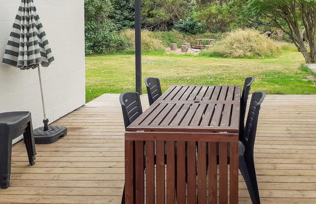 Tranquil Waterfront Retreat-by Traum - Photo 20