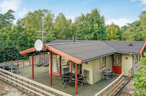 Photo 13 - 6 Person Holiday Home in Aakirkeby