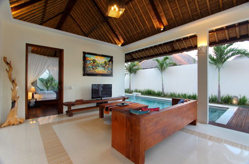 Photo 11 - Avery Le Nixsun Villas by Waringin Hospitality