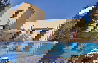 Foto 1 - Crete Holiday Rental Small Village Close to Beaches -sharing a Large Pool