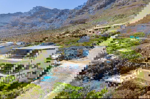 Foto 2 - Villa Sol Camps Bay - Family Retreat With 360 Views