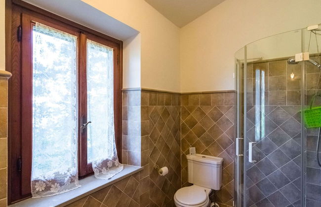 Beautiful Cottage in Dicomano With Swimming Pool - Foto 38